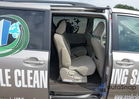 2015 Toyota Sienna Le 8 Passenger from USA, damaged, VIN 5TDKK3DC5FS568890